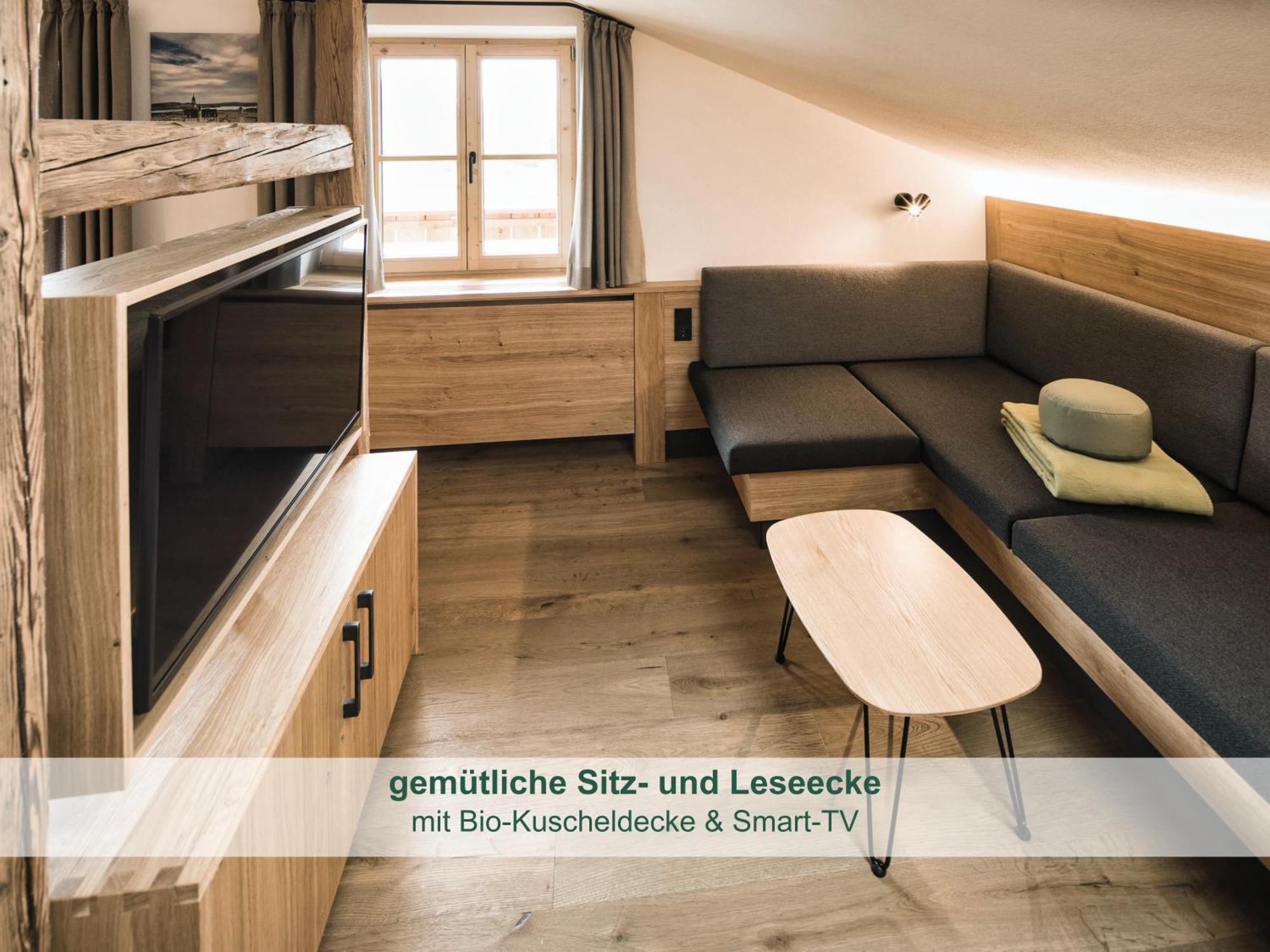Chalet - Ferienwohnungen - Biohof Stoeger - Panoramasuedbalkon - Grandiose Aussicht Auf See, Berge Und Schloss Neuschwanstein 리덴 외부 사진